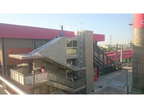 Fabrica de escada mariheiro  metalica externa CPTM em poá