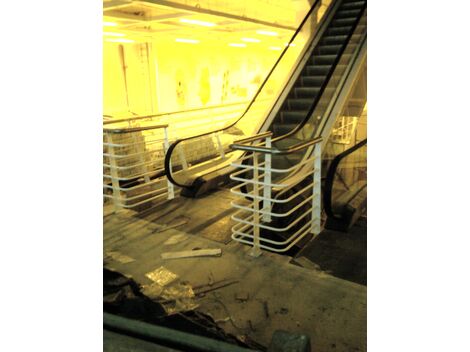 Manutenção chapas em aço inox  para escada  rolante chapas de aço inox para escada rolante 