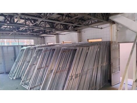 Produção em escala! Seus Batentes Metálicos prontos no prazo certo. 