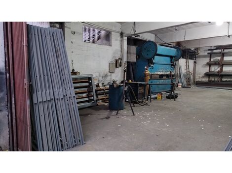 Batentes Metálicos: produção própria que garante o padrão de excelência. 